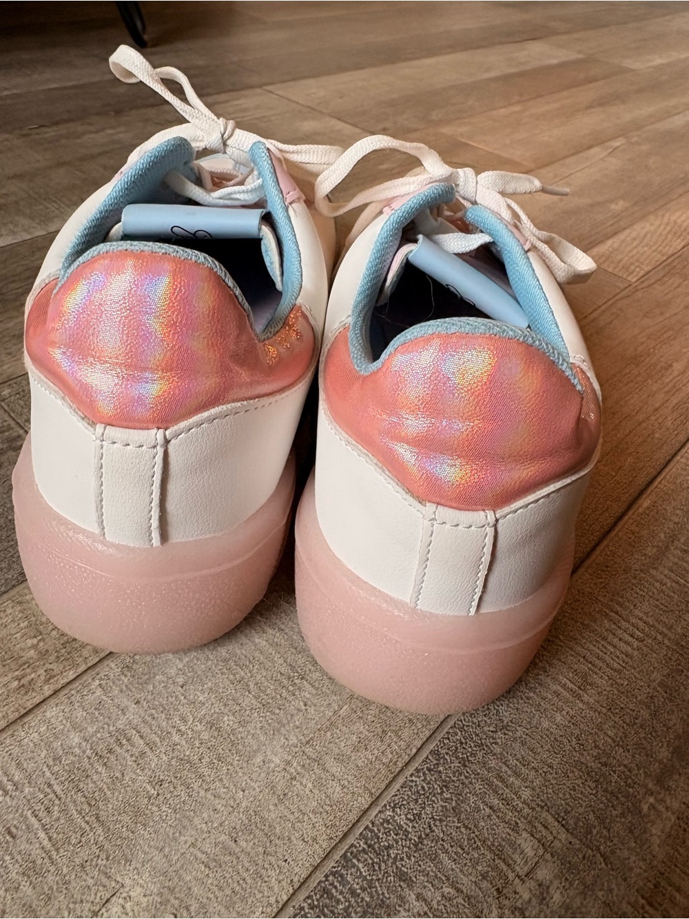 Sanrio My Melody Pastel Pink Blue White Sneakers US size 6 - Picture 7 of 13